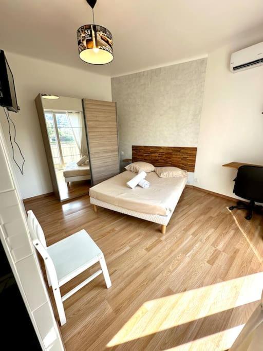 Appartement Avec 4 Chambres Doubles - Proche De La Mer, Des Transports Et De La Promenade Des Anglais Ницца Экстерьер фото