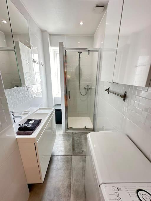 Appartement Avec 4 Chambres Doubles - Proche De La Mer, Des Transports Et De La Promenade Des Anglais Ницца Экстерьер фото