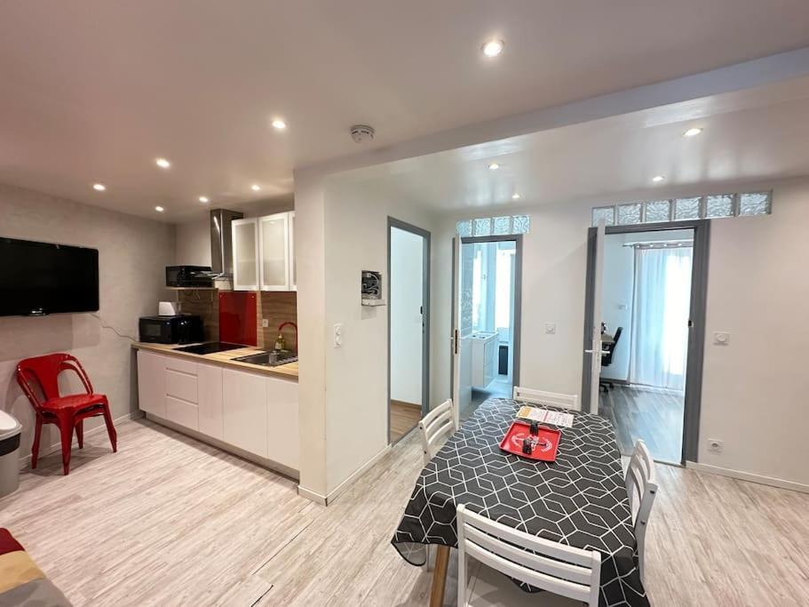 Appartement Avec 4 Chambres Doubles - Proche De La Mer, Des Transports Et De La Promenade Des Anglais Ницца Экстерьер фото