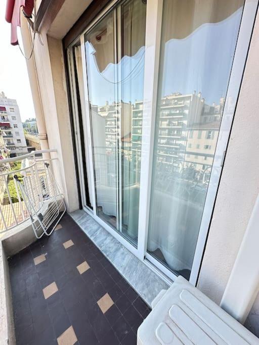Appartement Avec 4 Chambres Doubles - Proche De La Mer, Des Transports Et De La Promenade Des Anglais Ницца Экстерьер фото